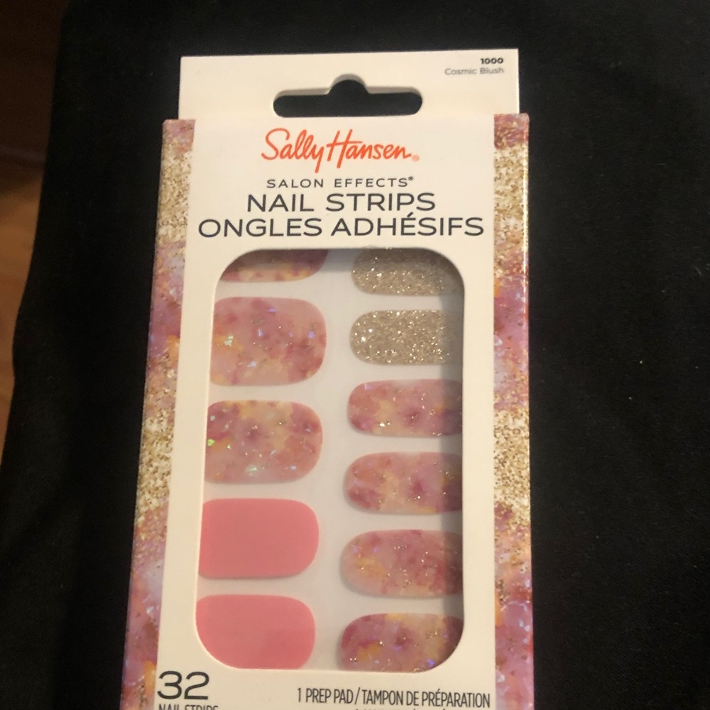 Sally Hansen Pink & Gold Press-On Nail Strips — Cosmic Blush